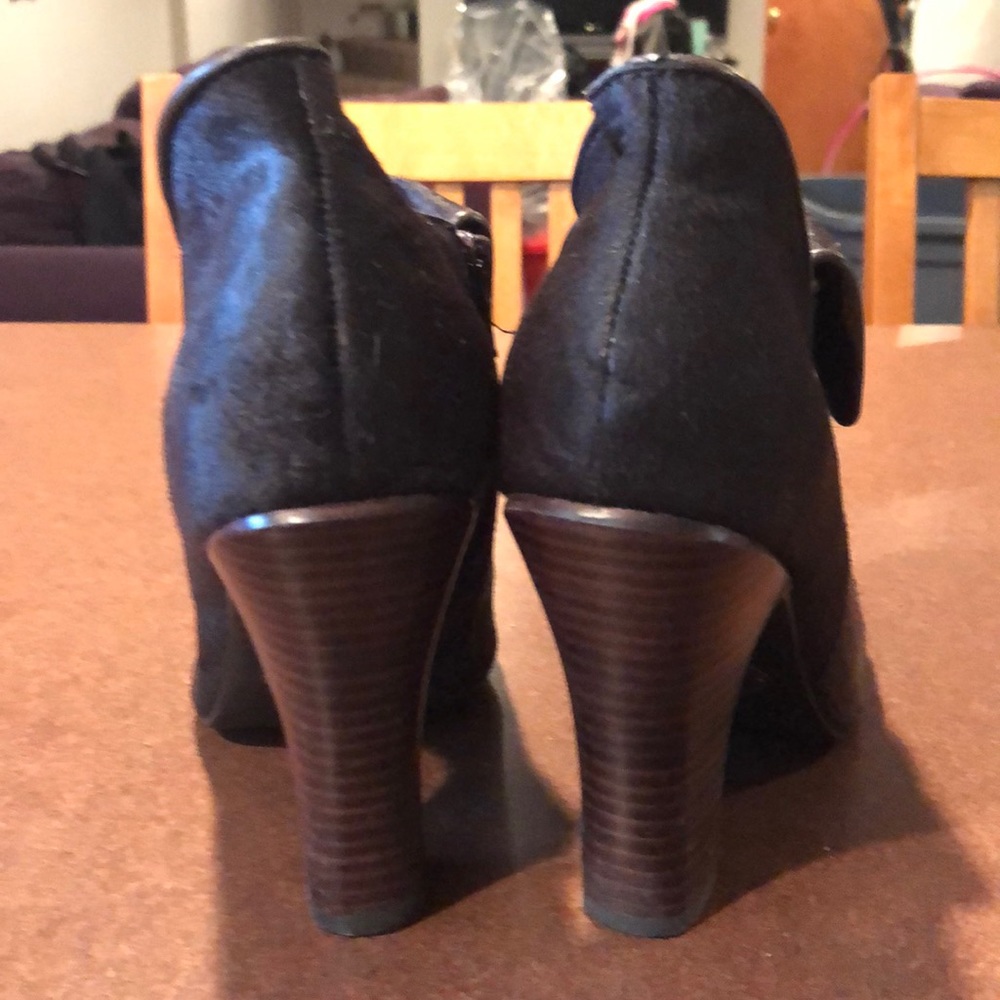 Fossil Brown Cow Hide Booties. Size 7 - image 3